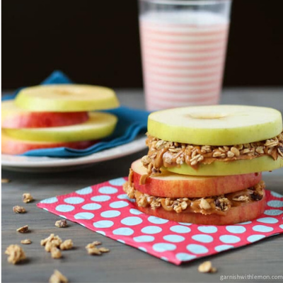 apple sandwiches with almond butter