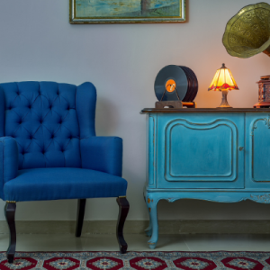5 Easy Tips on How to Decorate with Antiques