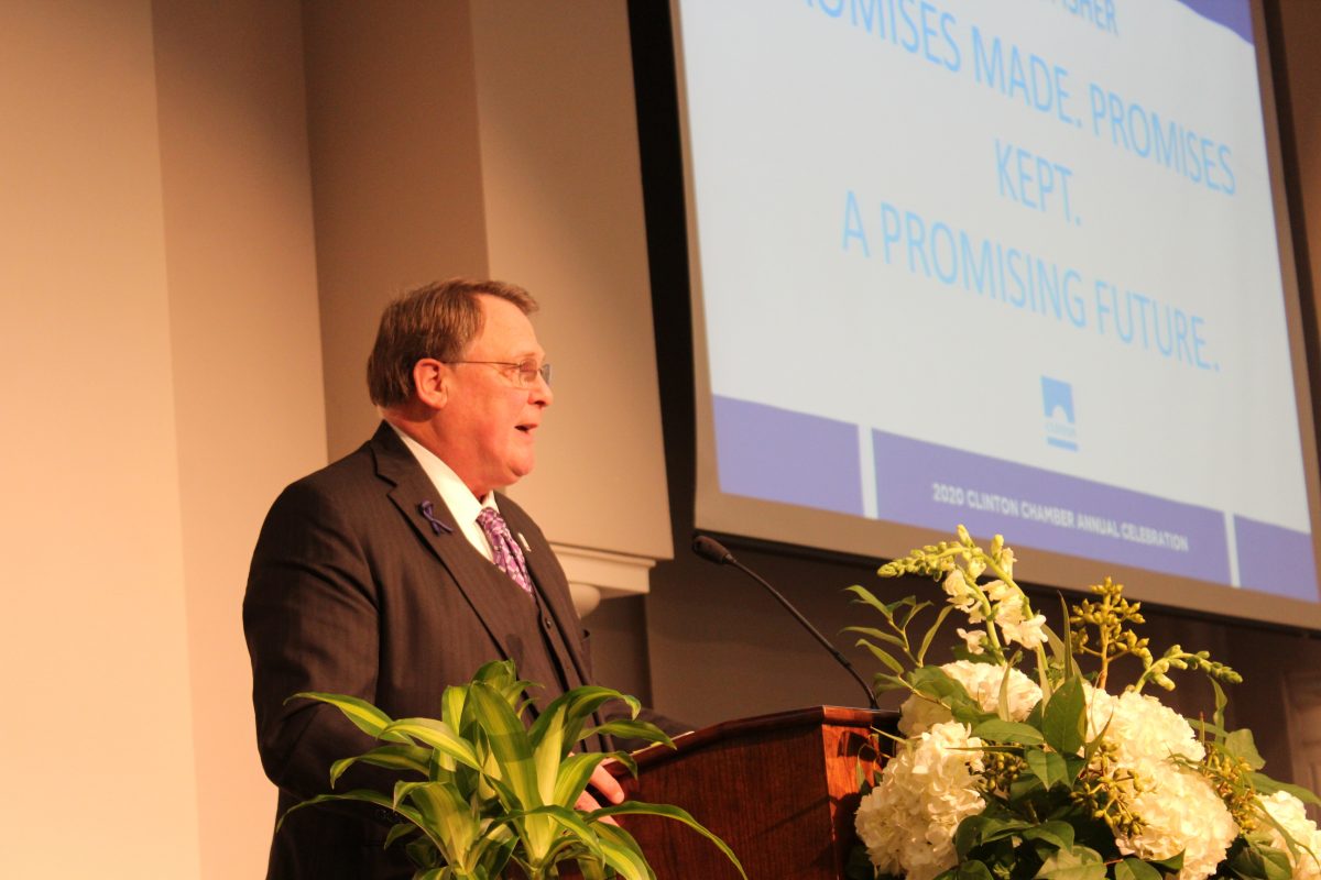 Clinton Chamber of Commerce Salutes Award Winners The Clinton Courier