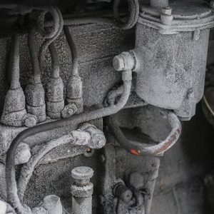 How to Keep a Diesel Engine Warm in the Winter