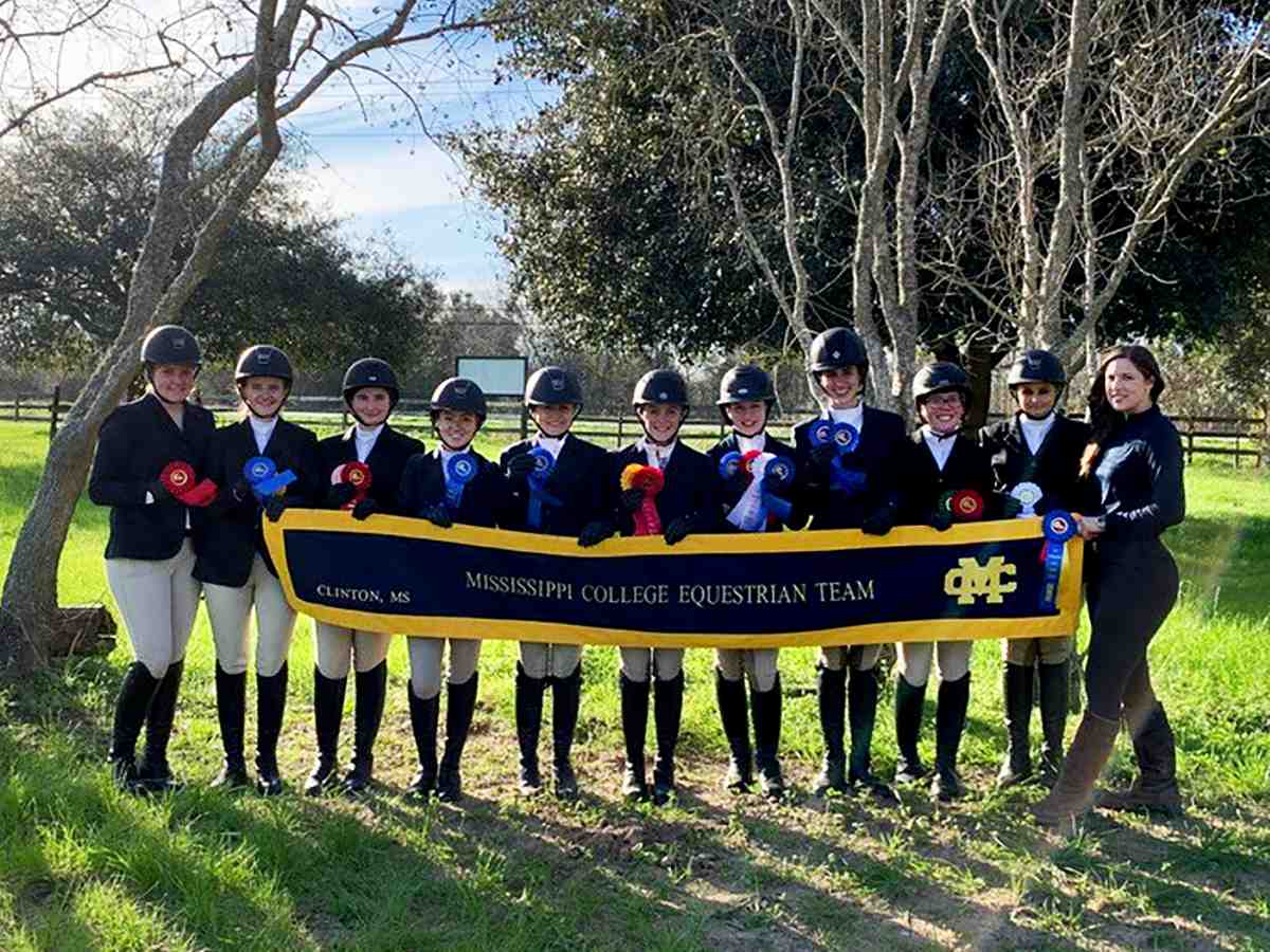 MC Equestrian Team Excels in Texas Competition The Clinton Courier