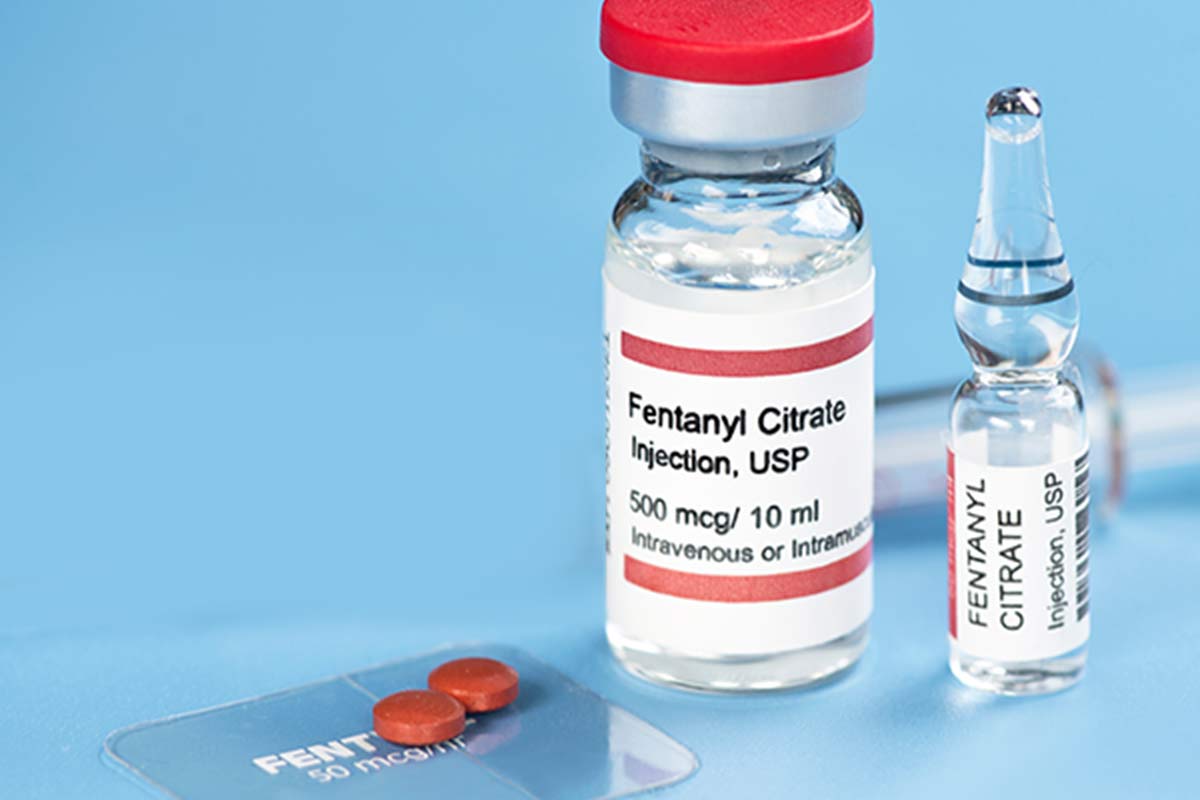 Fentanyl liquid with 2 pills