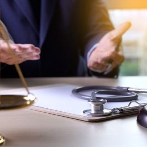 Who Is Involved in a Malpractice Suit
