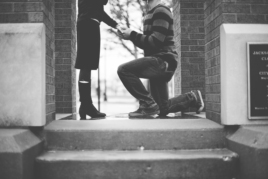 Unique and Extravagant Wedding Proposal Ideas for Every Couple - The ...
