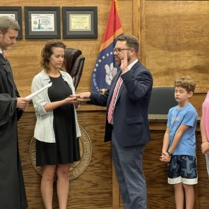 Chapman swearing in