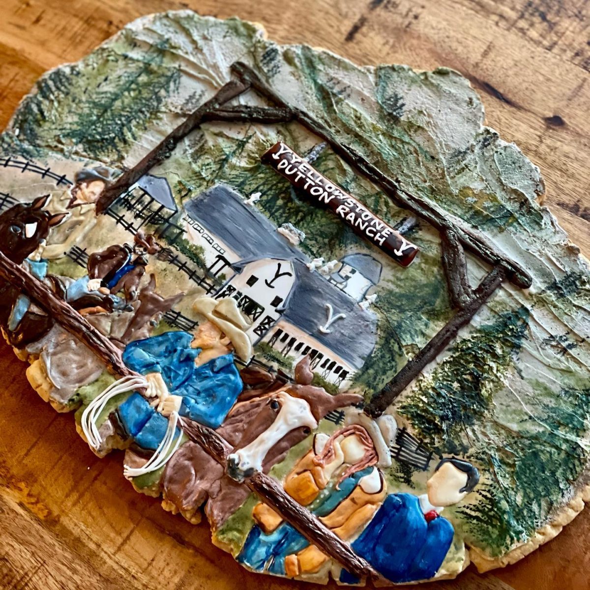 Clinton native crowned champion of Food Network’s Christmas Cookie Challenge