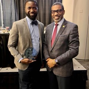 Lott receives Medgar Evers Award