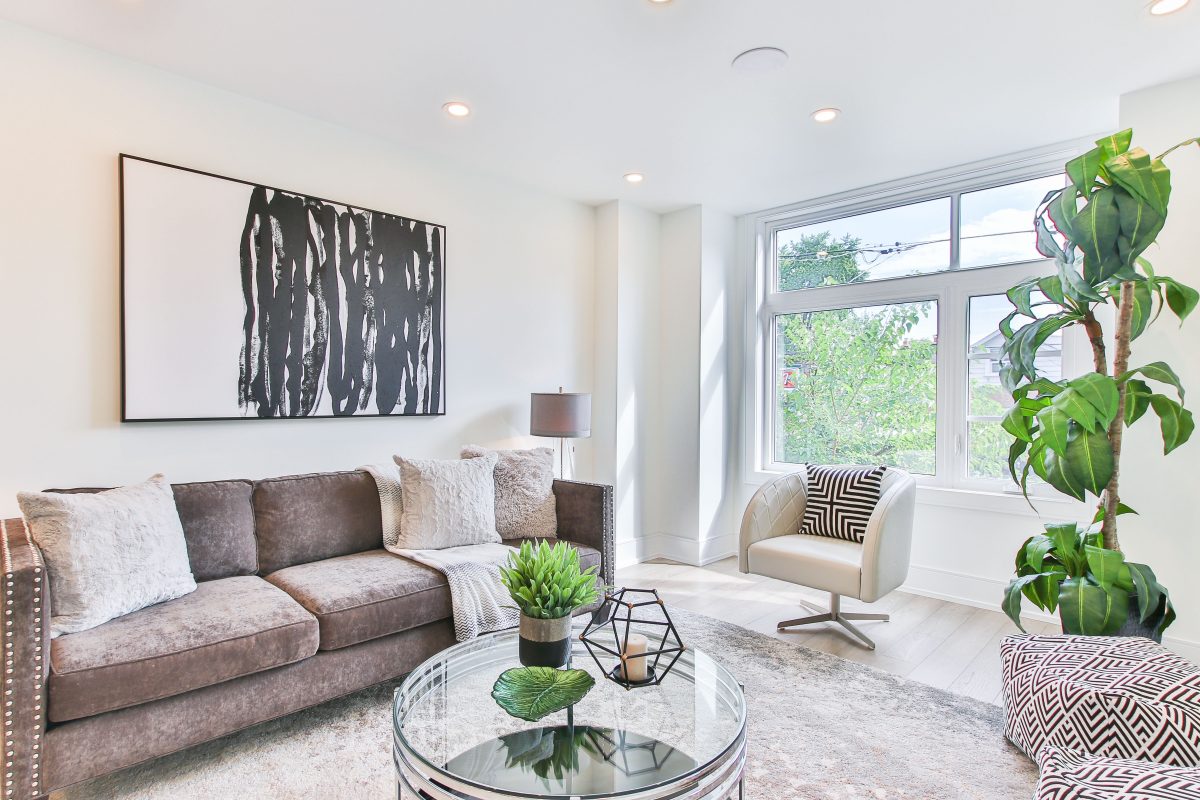 Doing A Living Room Renovation? Don't Forget Changing These 6 Important Things