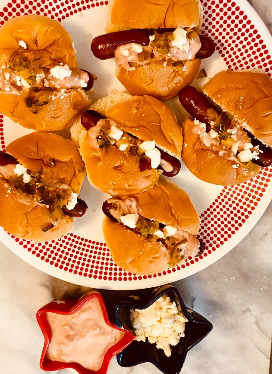 Fourth of July Mini Dog Sliders