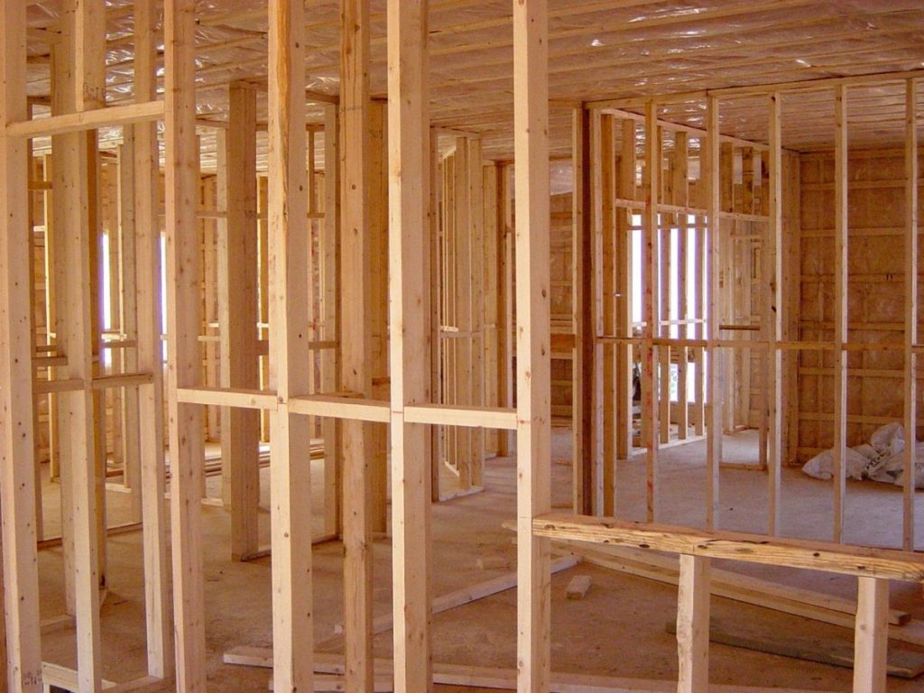 How Sustainably Sourced Wood Enhances Green Manufacturing