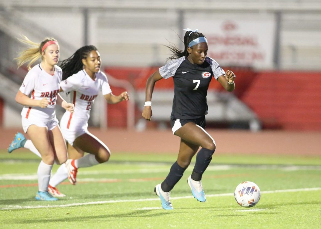 Lady Arrows’ soccer team looking for championship repeat