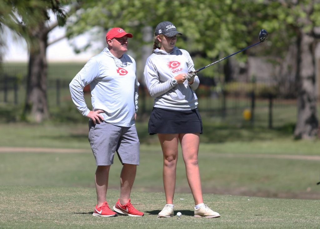 Lady Arrow golfer earns scholarship