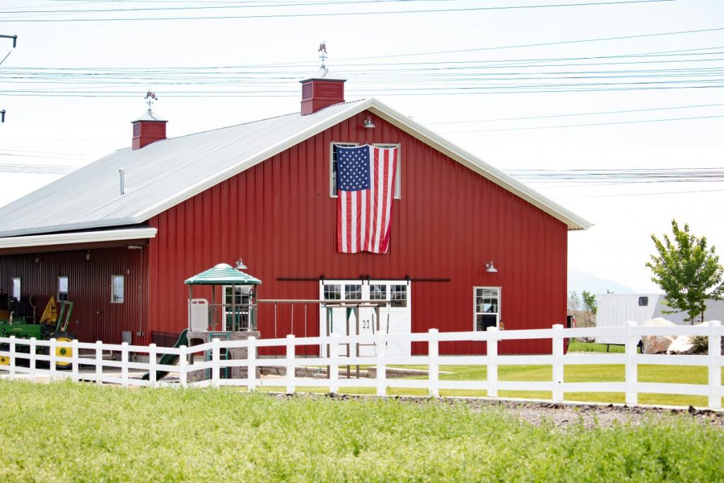 Benefits of Agricultural Fans for Barns