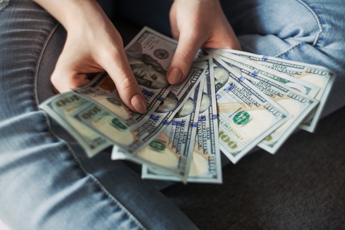 6 Tips for Accepting Payments in Foreign Currencies