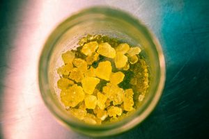 Dabbing vs. Vaping - Which Cannabis Wax Method Delivers the Most Intense High?