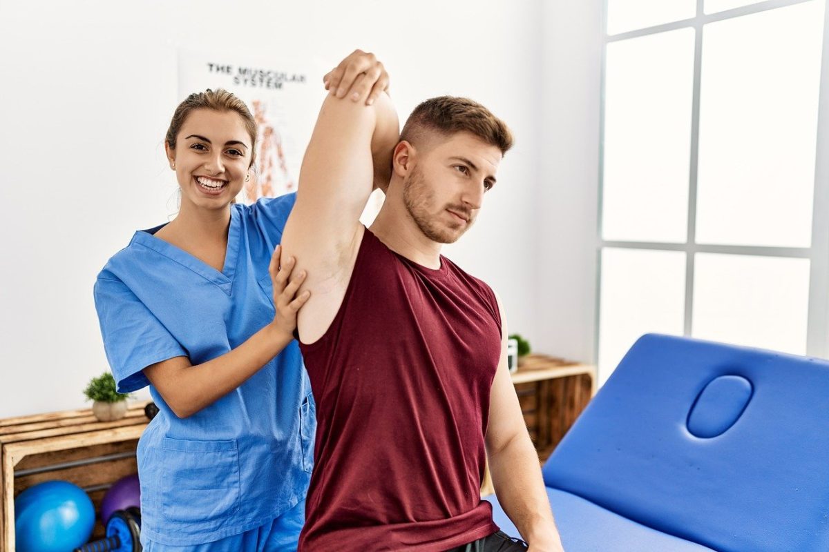 The Synergy of Chiropractic and Functional Medicine in Treating Chronic Pain and Inflammation