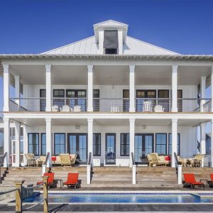 Hiring Professional Contractors for Window Replacement: What to Know