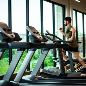 Reasons to Invest in a Treadmill Today