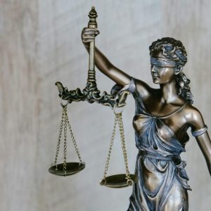 How a Personal Injury Lawyer Protects Travelers