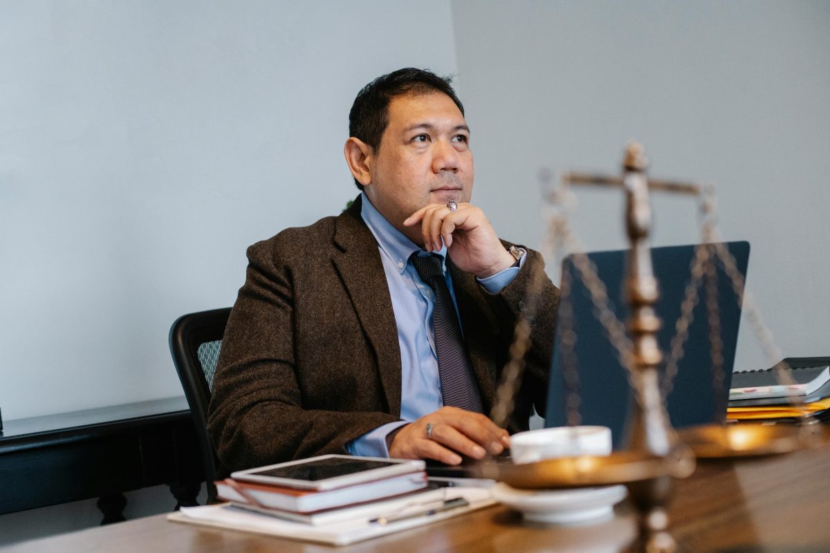 How do Personal Injury Lawyers Handle Cases Involving Product Liability?