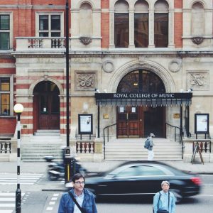 Choosing the Right Music School: What to Consider