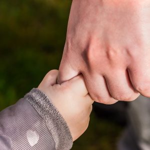 How Divorce Lawyers Navigate Child Custody Battles?