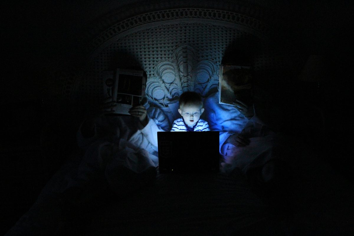 How do age restrictions on the Internet help create a safe environment