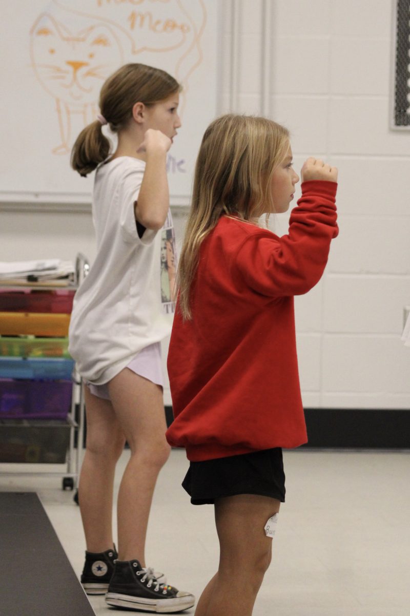 Junior Ambassadors rehearse for Revue