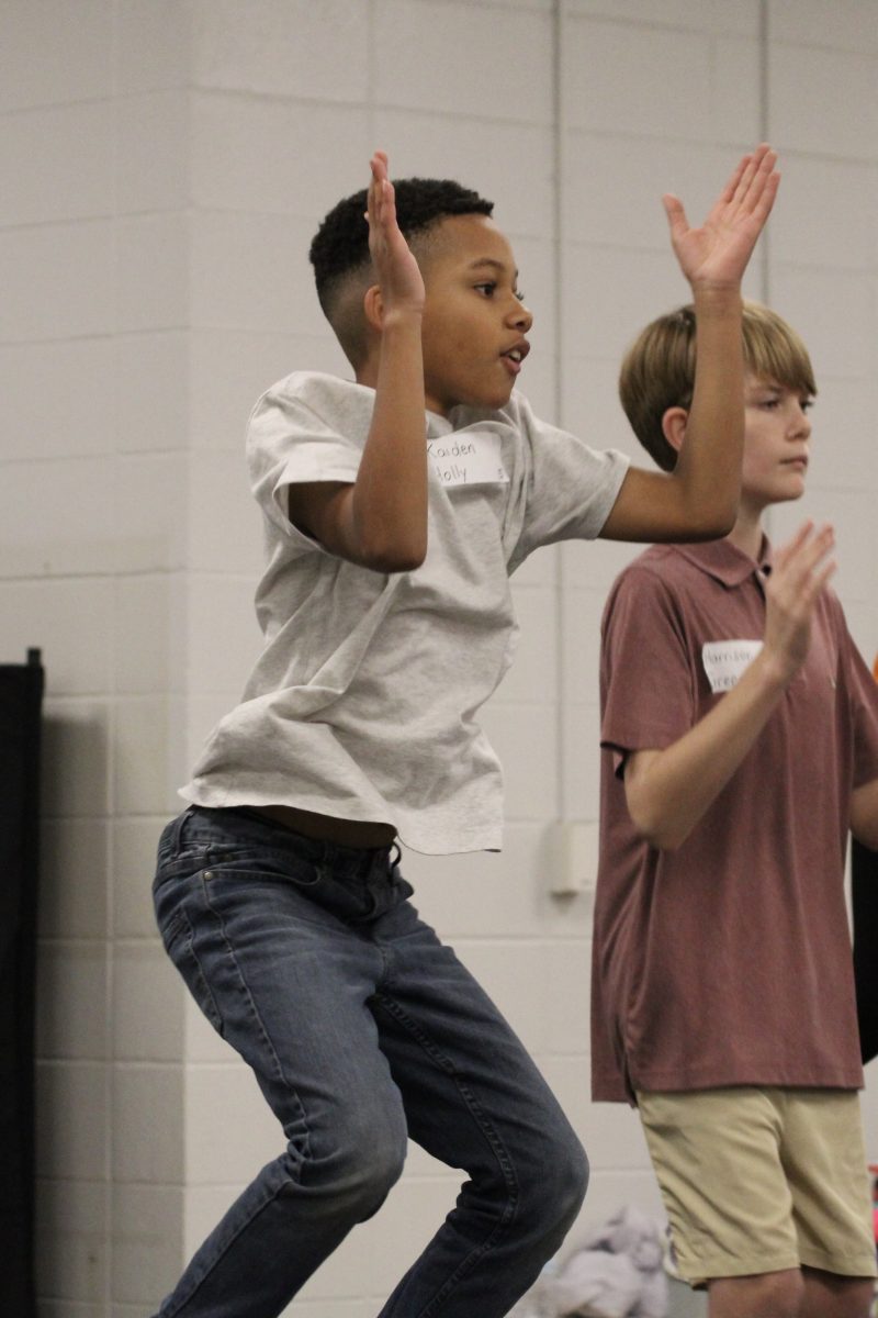 Junior Ambassadors rehearse for Revue
