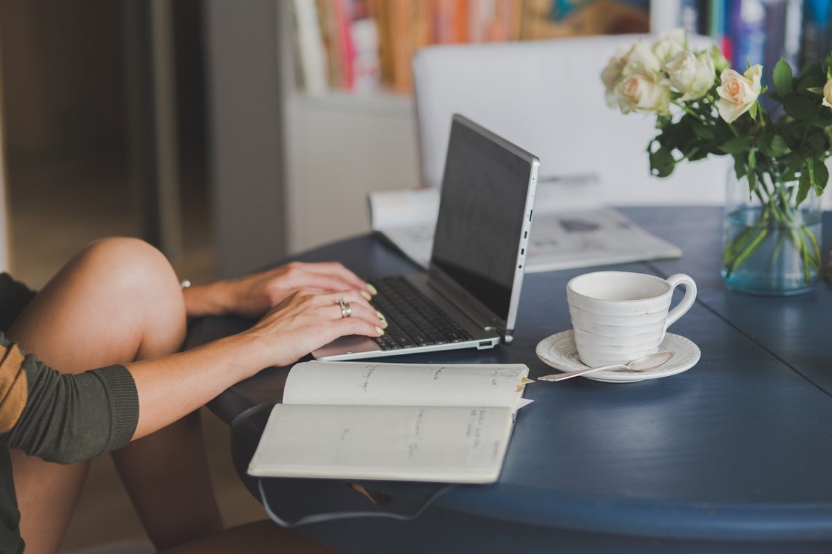 EssayWriterCheap is Your Partner in Writing Academic Research Papers