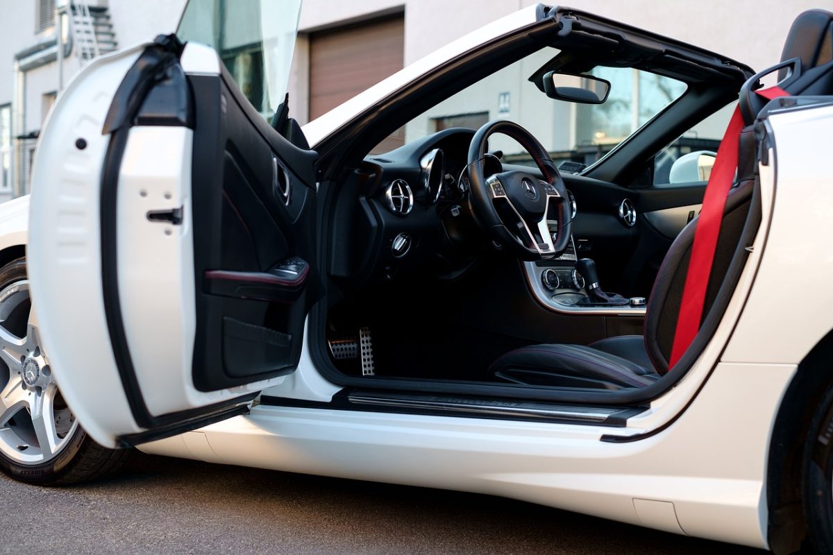 The Benefits of Regular Car Detailing Service for Vehicle Maintenance