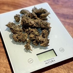 9 Gift Ideas for Cannabis Lovers