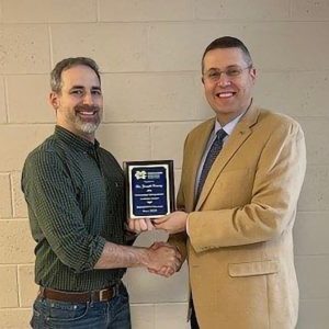 Kazery receives MC’s first Academic Advisor Award