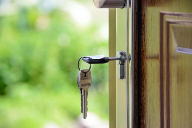 keys in a door lock