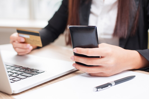 The Evolution of Online Payments: Are Digital Wallets the Future of Transactions?