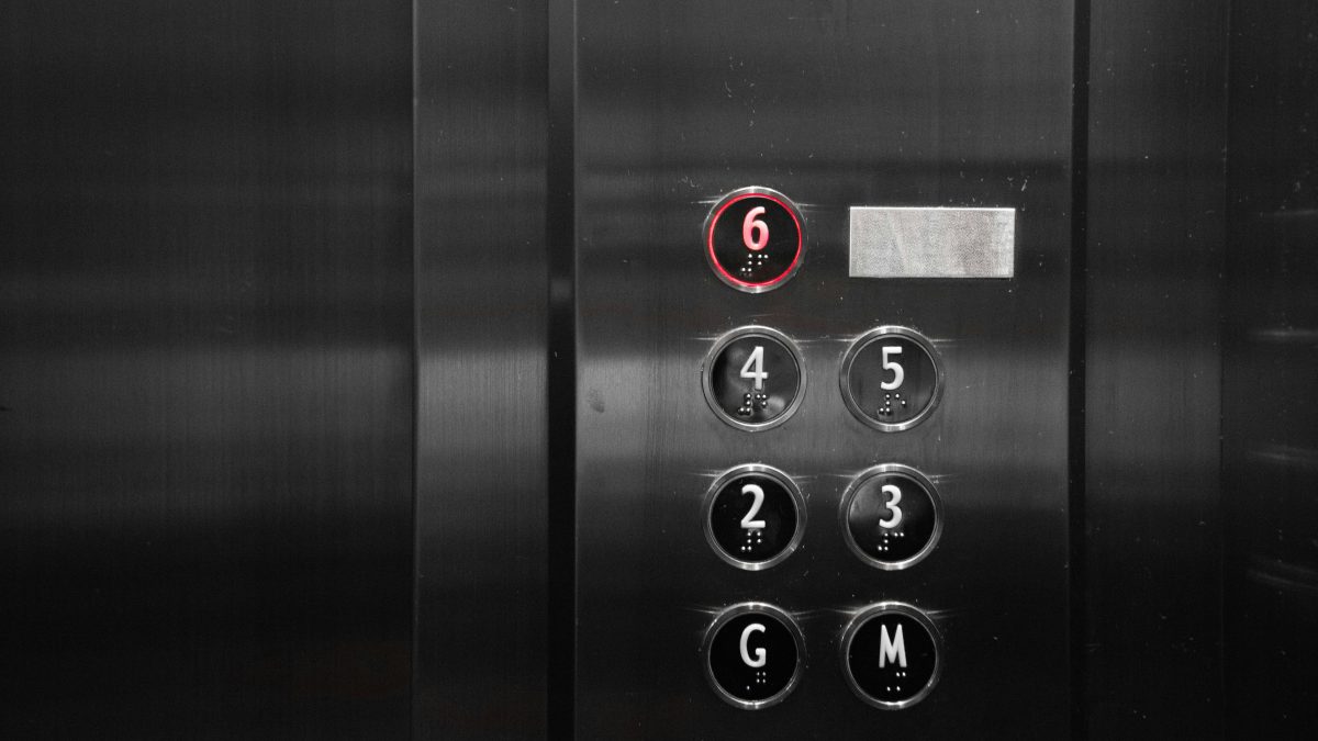 Key Factors to Consider When Planning Elevator Maintenance for Your Business