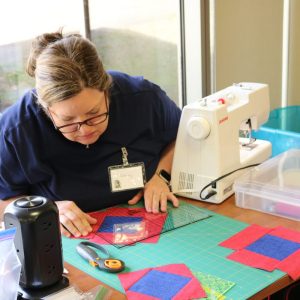 Quilters show up in droves for newly-formed Clinton Quilters group