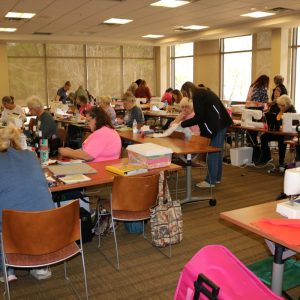 Quilters show up in droves for newly-formed Clinton Quilters group