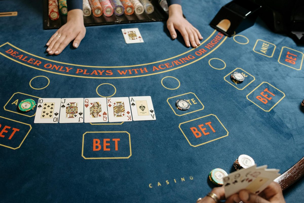 casino poker table