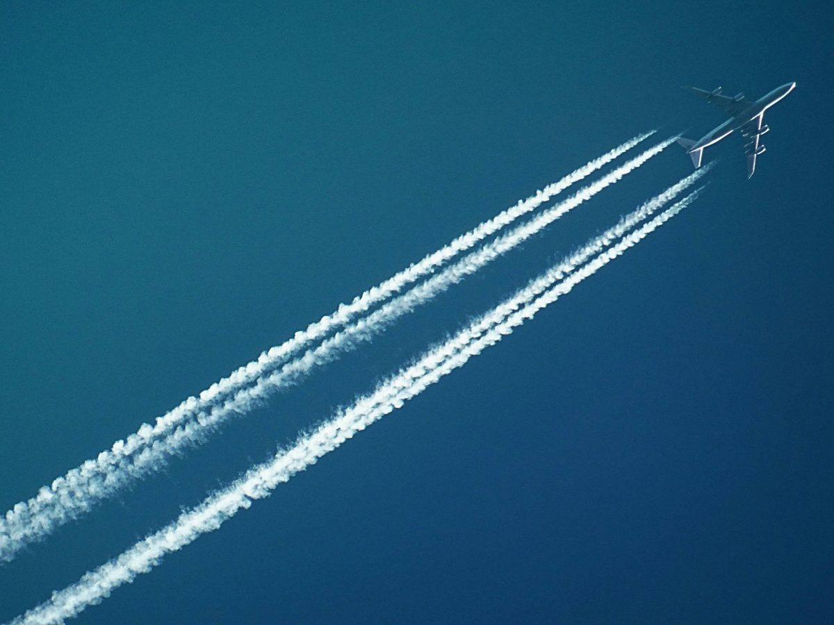 What to Look for When Shopping for a Gift for a Licensed Pilot