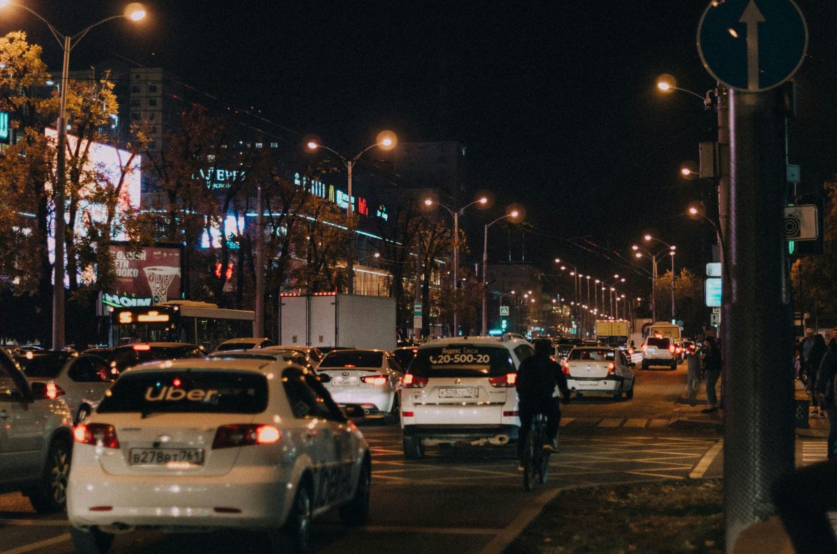 The Pros and Cons of Using Ride-Hailing Services for Business Travel