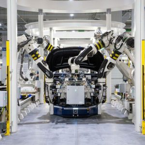 How to Reduce Downtime in Manufacturing Using Work Order Automation
