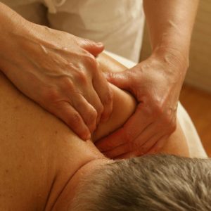 Understanding Shoulder Discomfort and When to Take Action