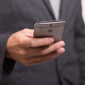 What Are the Latest Trends in Digital Business Cards for 2025?