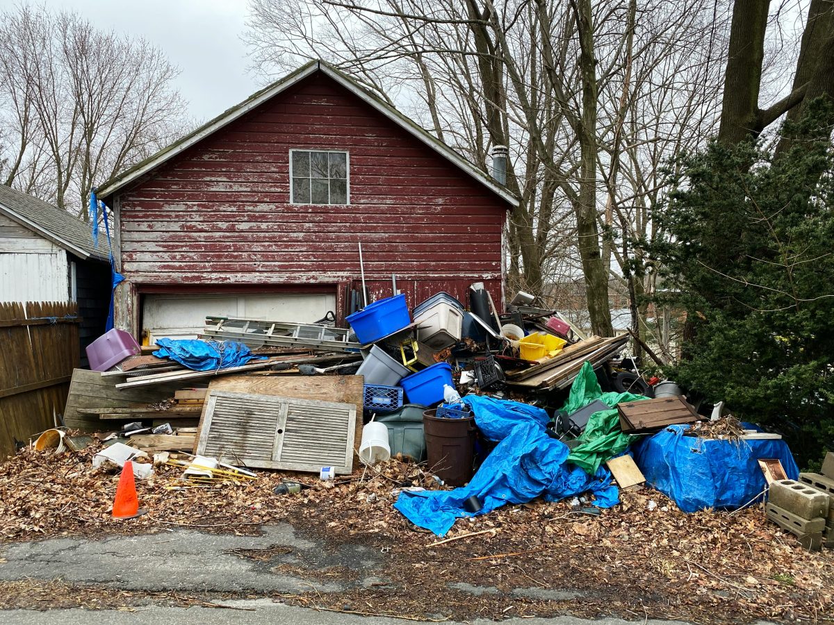 Reasons Why You Should Hire a Junk Removal Service