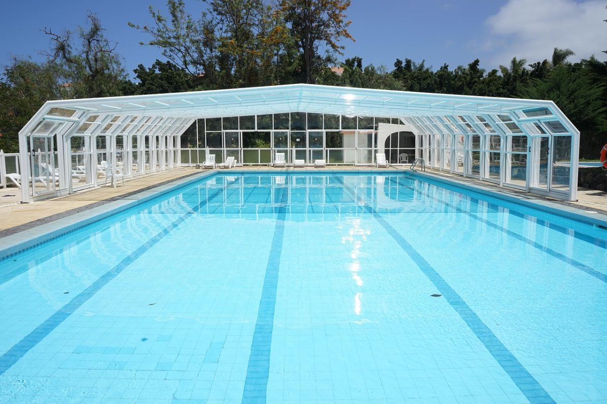 The Perfect Blend of Safety and Style - Modern Glass Pool Fencing
