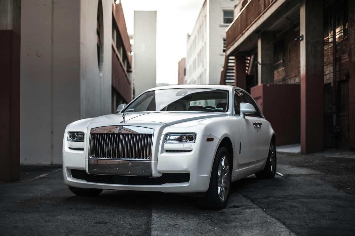 Purchasing a Luxury Car: Here's How to Make the Right Choice