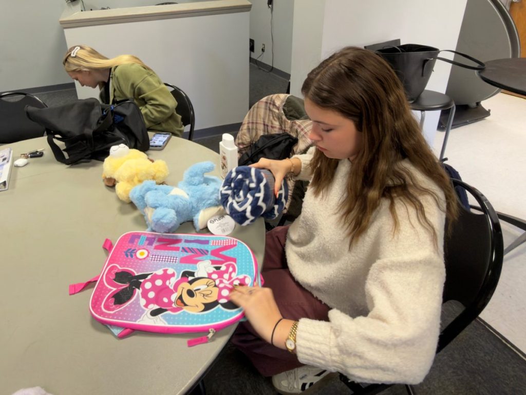 Crown Club compiles bags for foster children