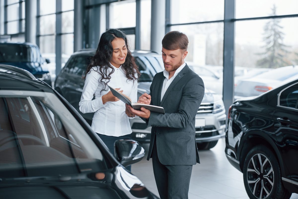 How Car Dealers Inspect Trade-In Vehicles