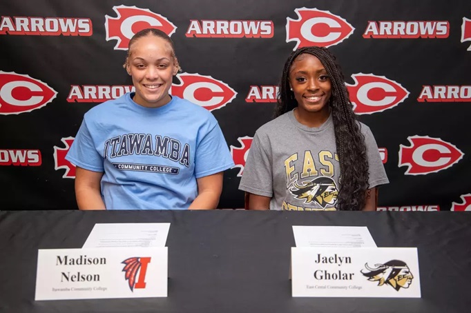 Madison Nelson (left) and Jaelyn Gholar (right) recently signed letters of intent to play softball at the collegiate level.